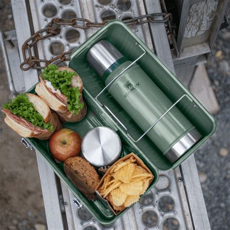 stanley metal lunch box hammertone green 9 4l|Amazon.com: Green Stanley Lunch Box.